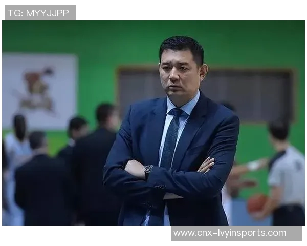 巩晓彬深度分析中国男篮五大短板批评两名国手并赞扬一位表现出色球员